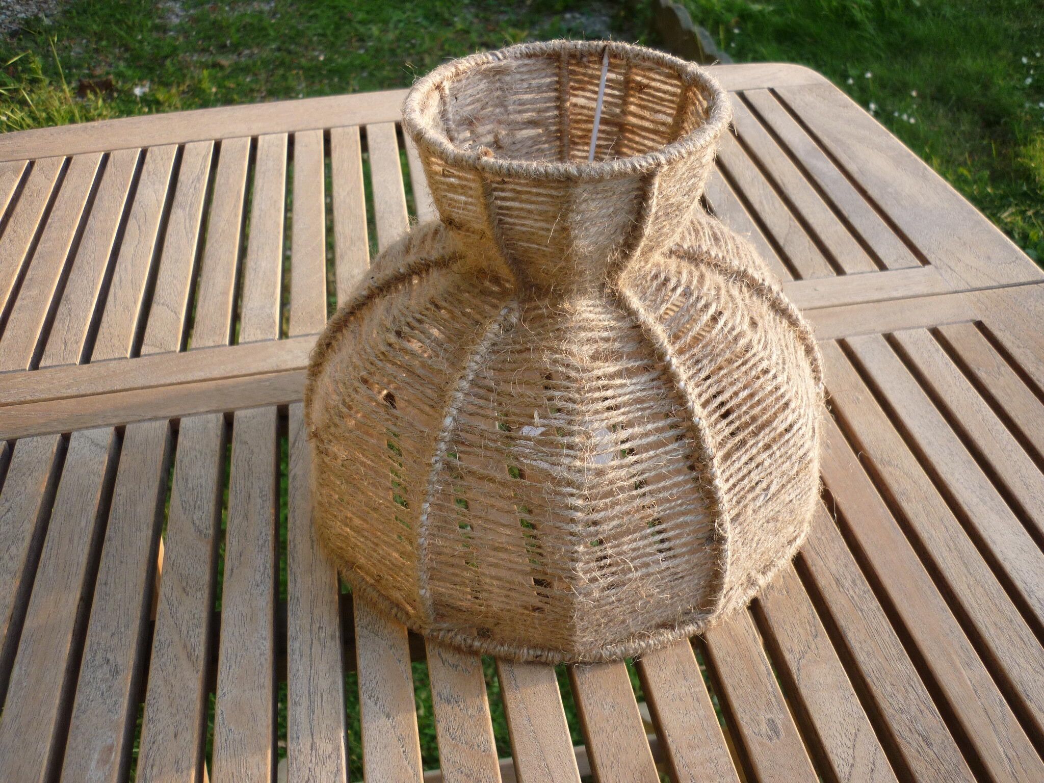 Jute yarn lampshade