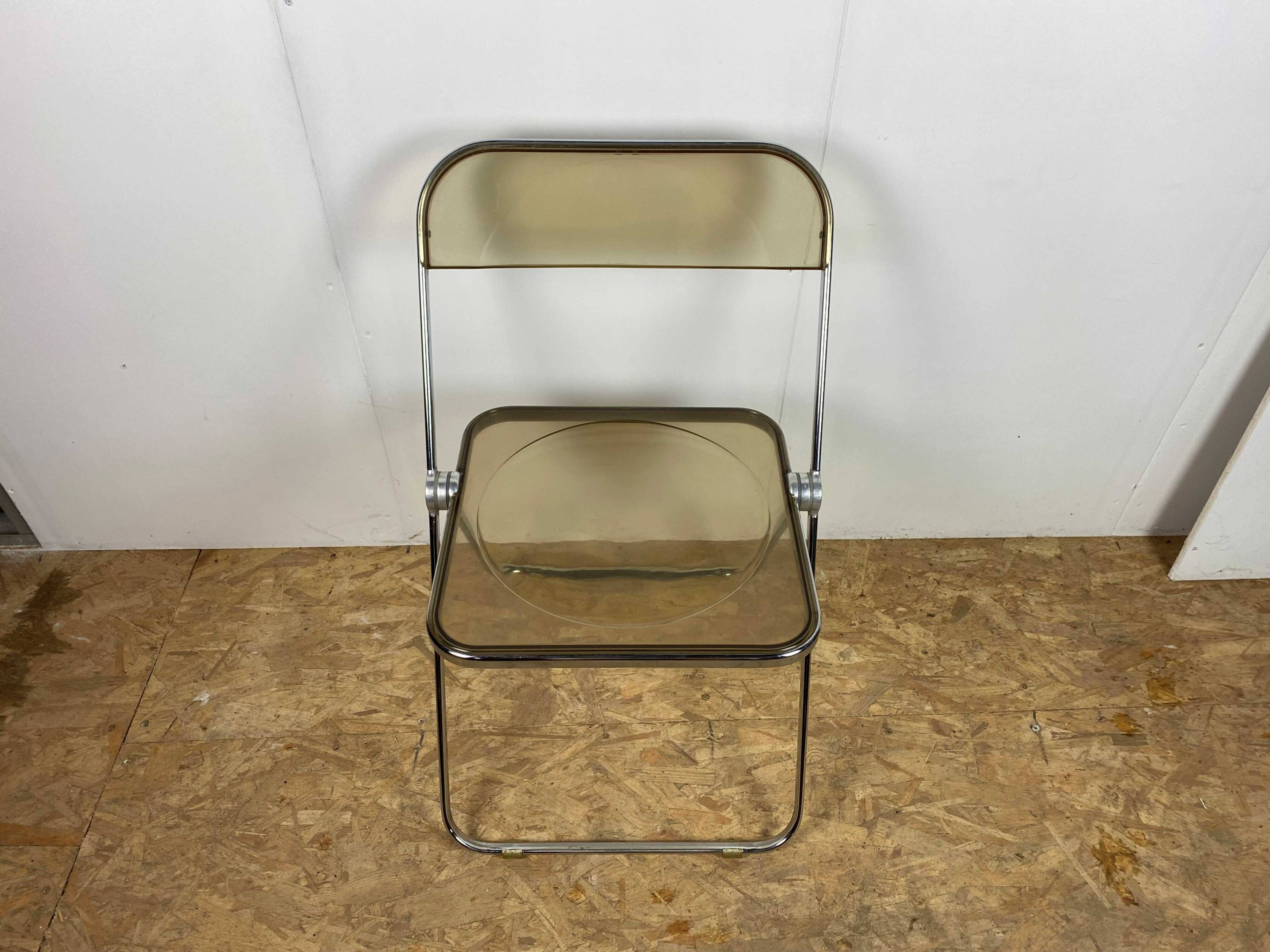 A folding chair model Plia by Giancarlo Piretti for Castelli vintage year 70
