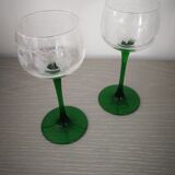 4 Verres à pieds avec motifs "la vigne"