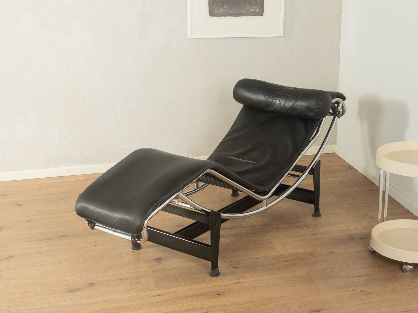 Cassina | Le Corbusier, Pierre Jeanneret & Charlotte Perriand LC4 chaise longue