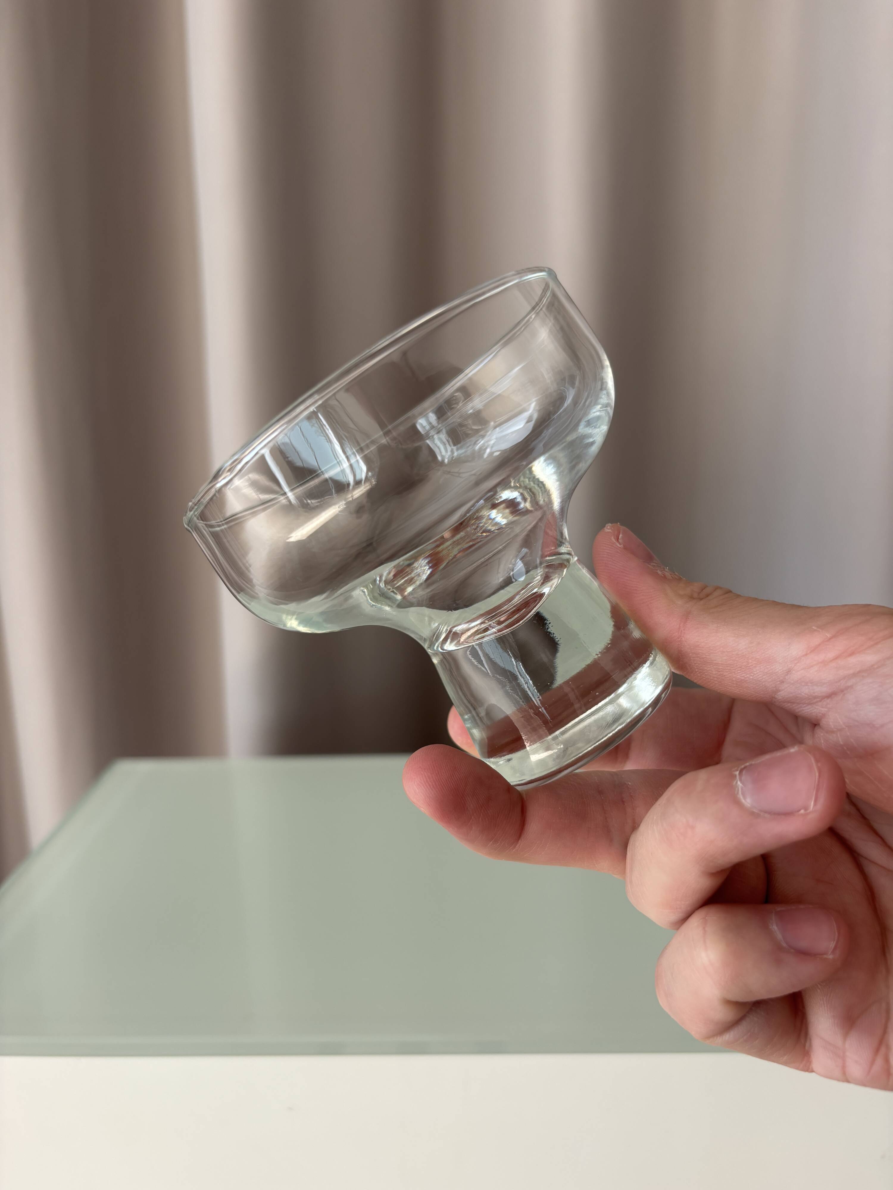 Set of 4 Vintage Aral Champagne Cocktail Glasses / Dessert Coupes
