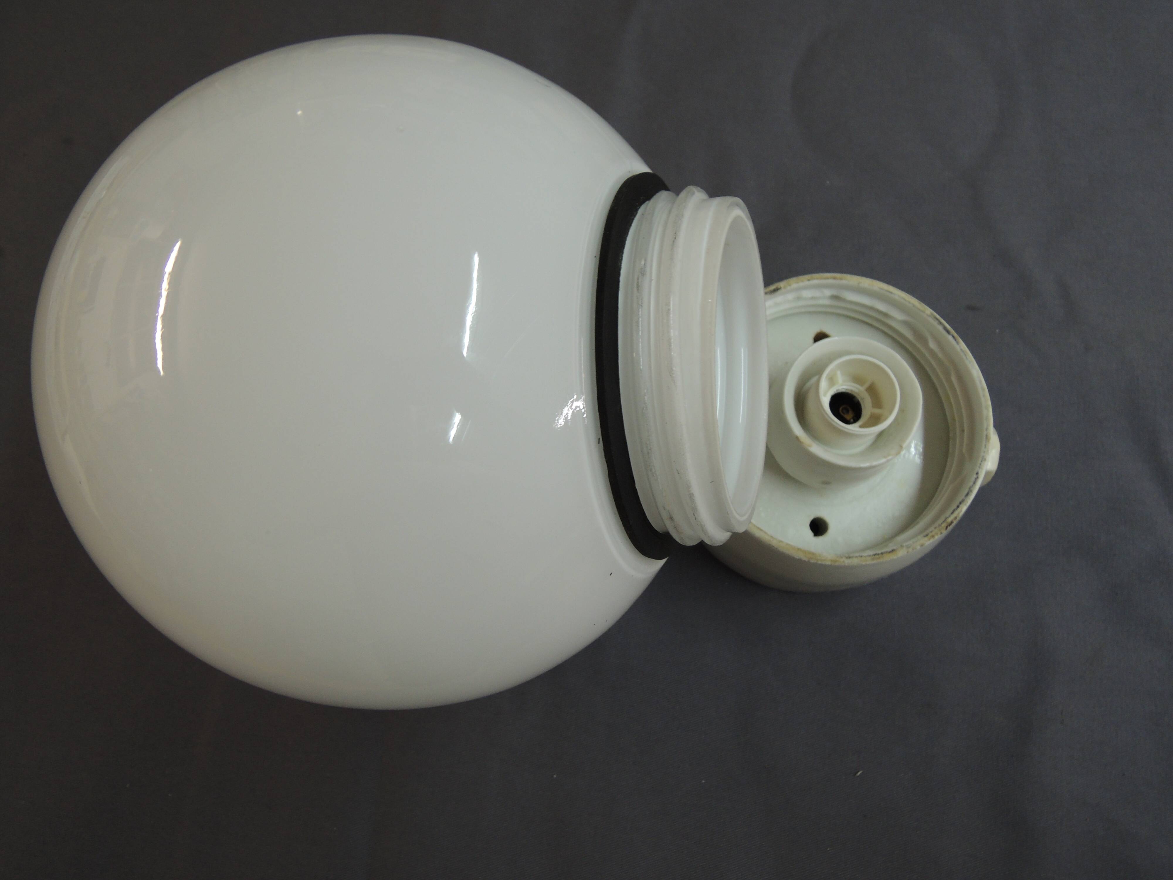 Ball ceiling light