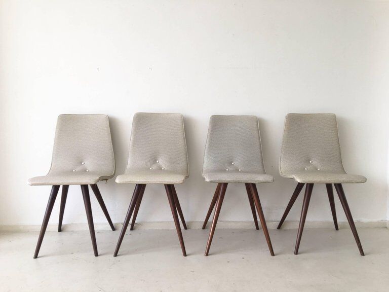 Ensemble de 4 chaises blanche et grise  années 1950