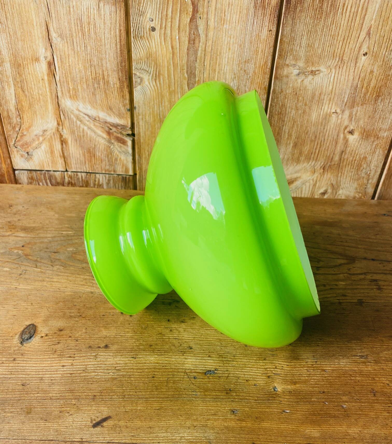 Green and white opaline lampshade from the 70s.