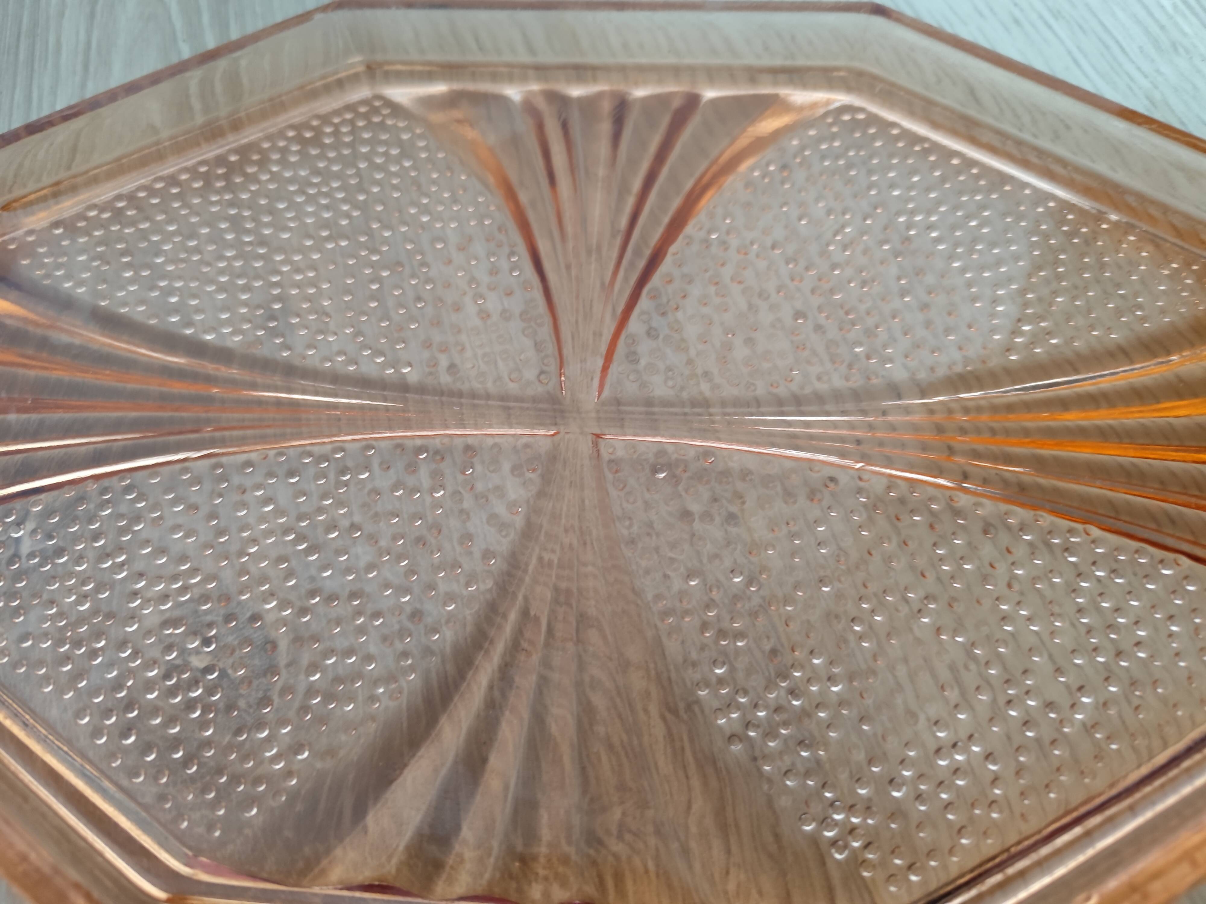 Plateau octogonal Art Deco en verre rose antique