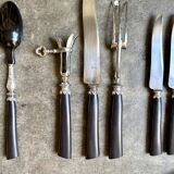 Ménagère 68 couverts en métal argenté et ébène noir avec 4 écrins en velour