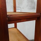 Store shelf
