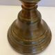Paire de bougeoirs en bronze doré