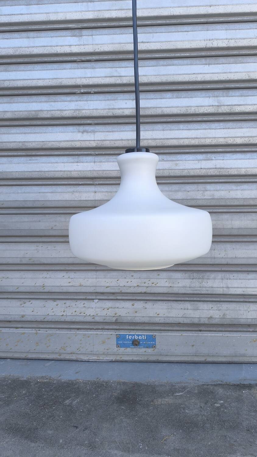 Suspension scandinave en verre opalin blanc