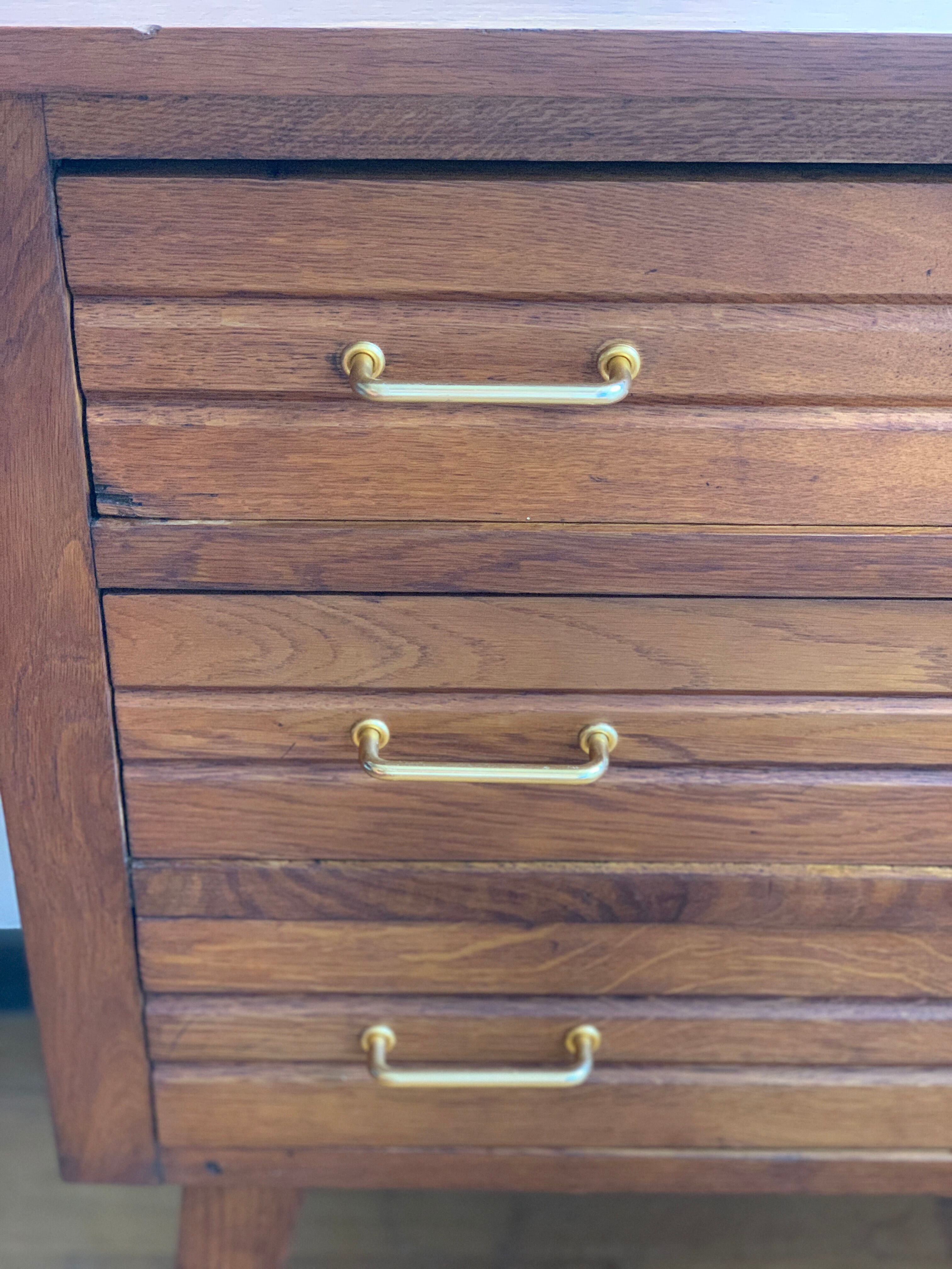 Vintage chest of drawers