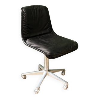 Wilkhahn swivel office chair, 1970s, chrome metal and leather