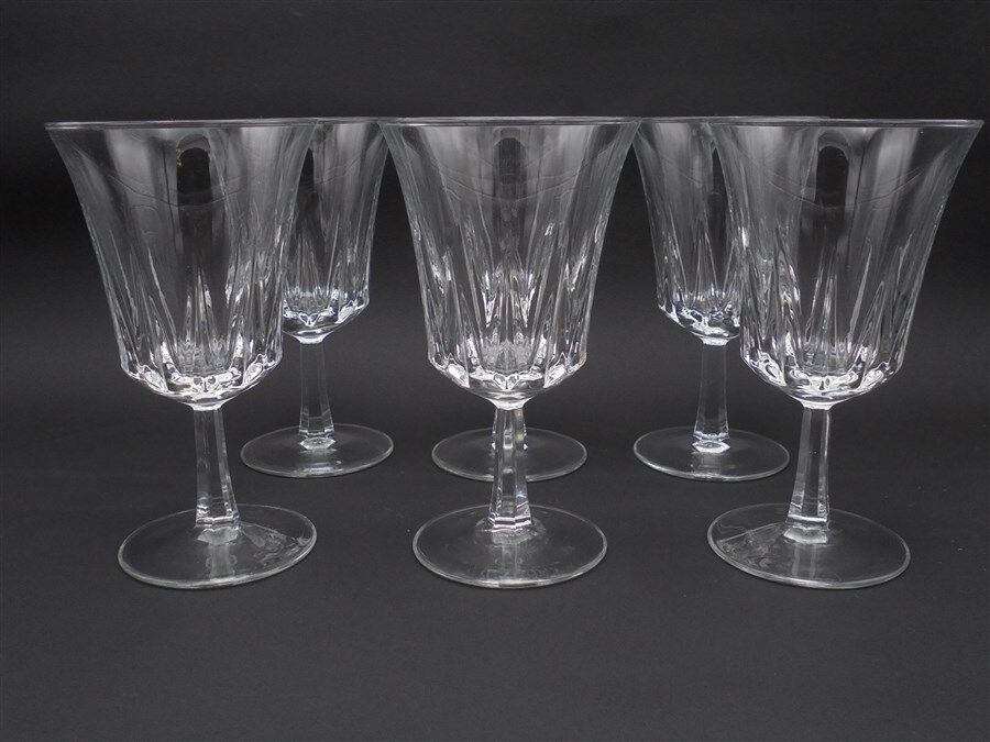 Series of 6 water goblets