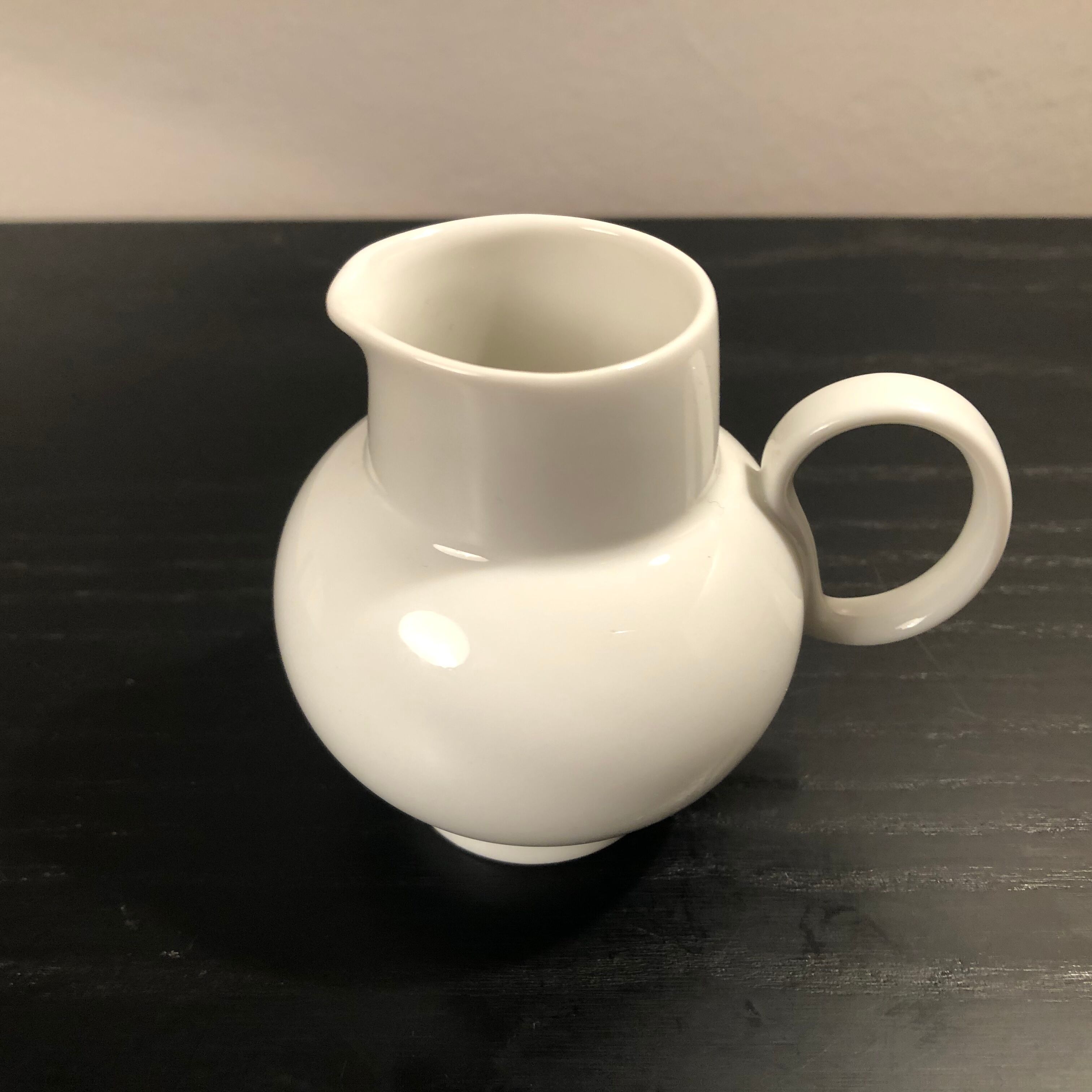 Porcelain tea cups