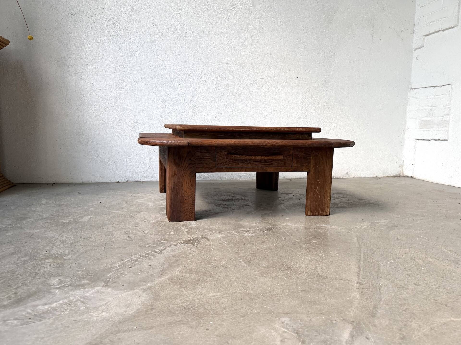 Oak coffee table with a double top