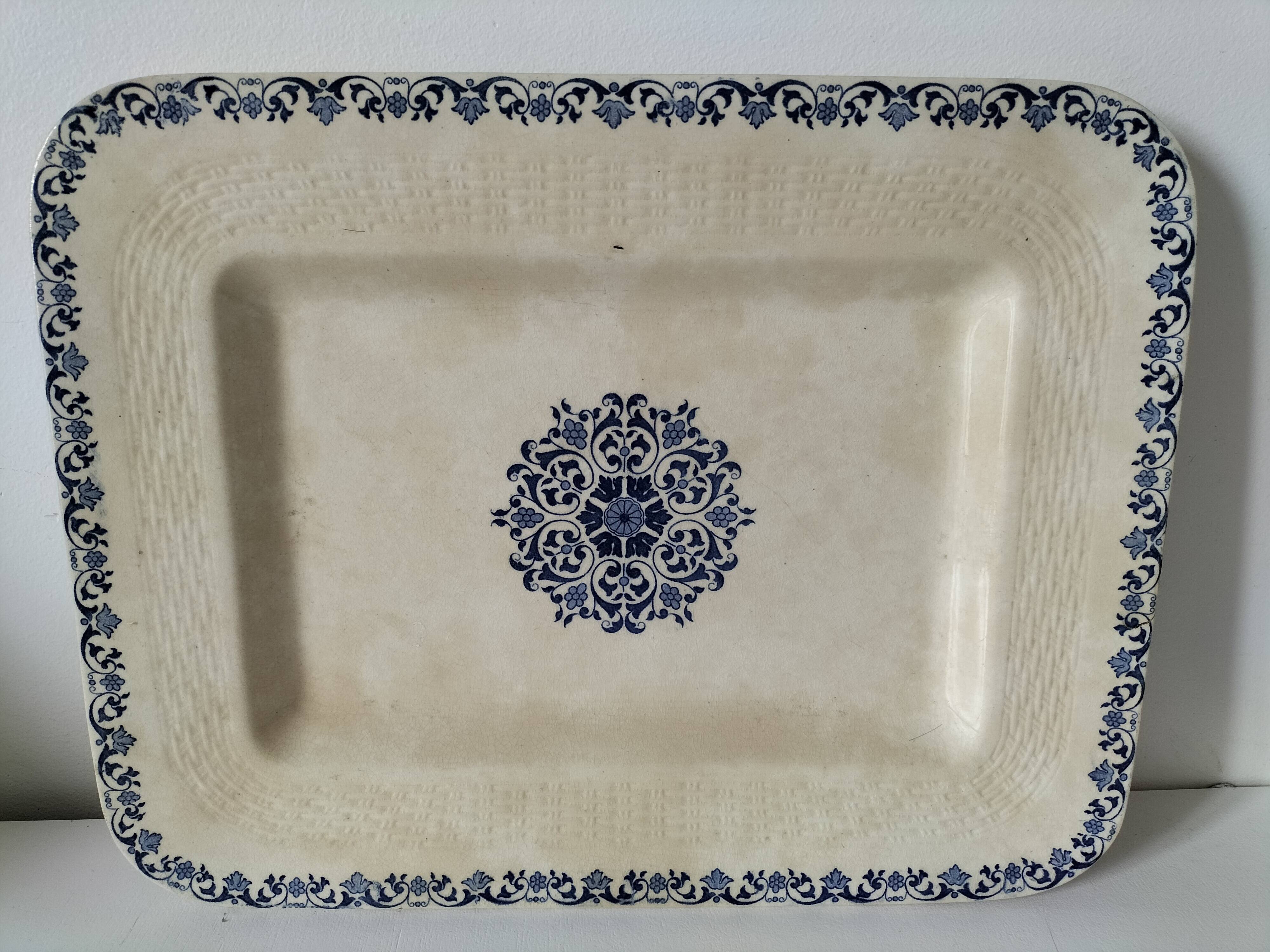 Large antique Gien earthenware dish – braided border – late 19th century