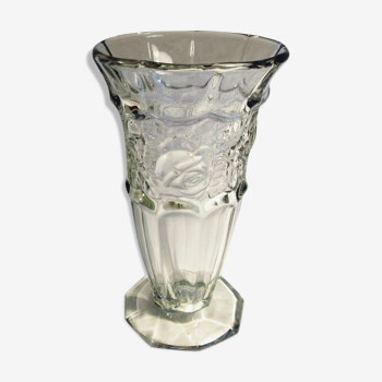 Thick glass standing vase