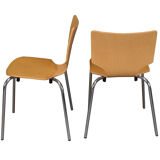 Chaises empilantes en bois de hêtre moulé Duba Furniture, 70's