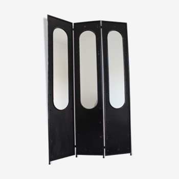 Screen in black lacquered metal with 3 doors with respective mirrors, Italy 80s', coming from s