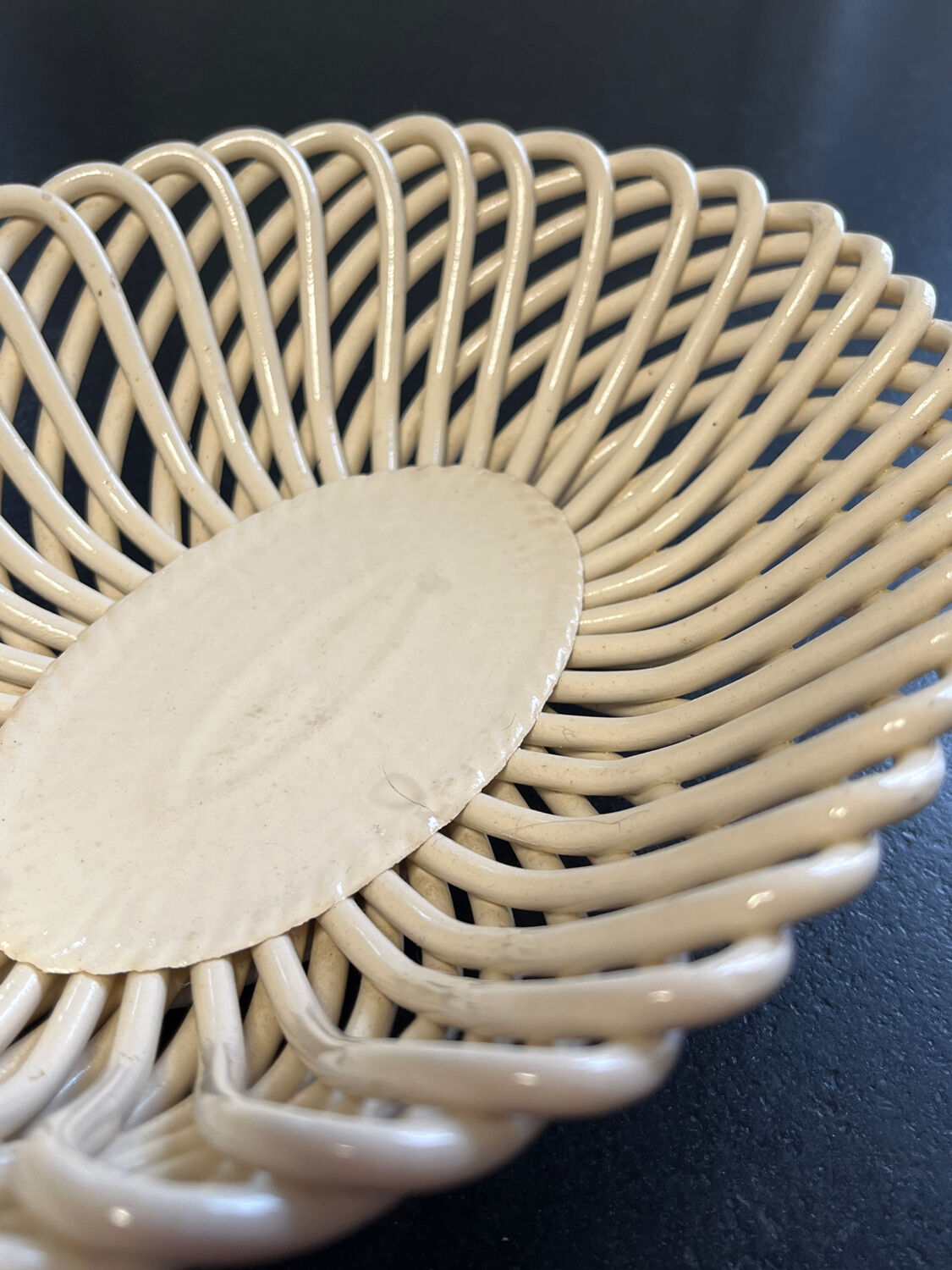 Digoin ceramic basket