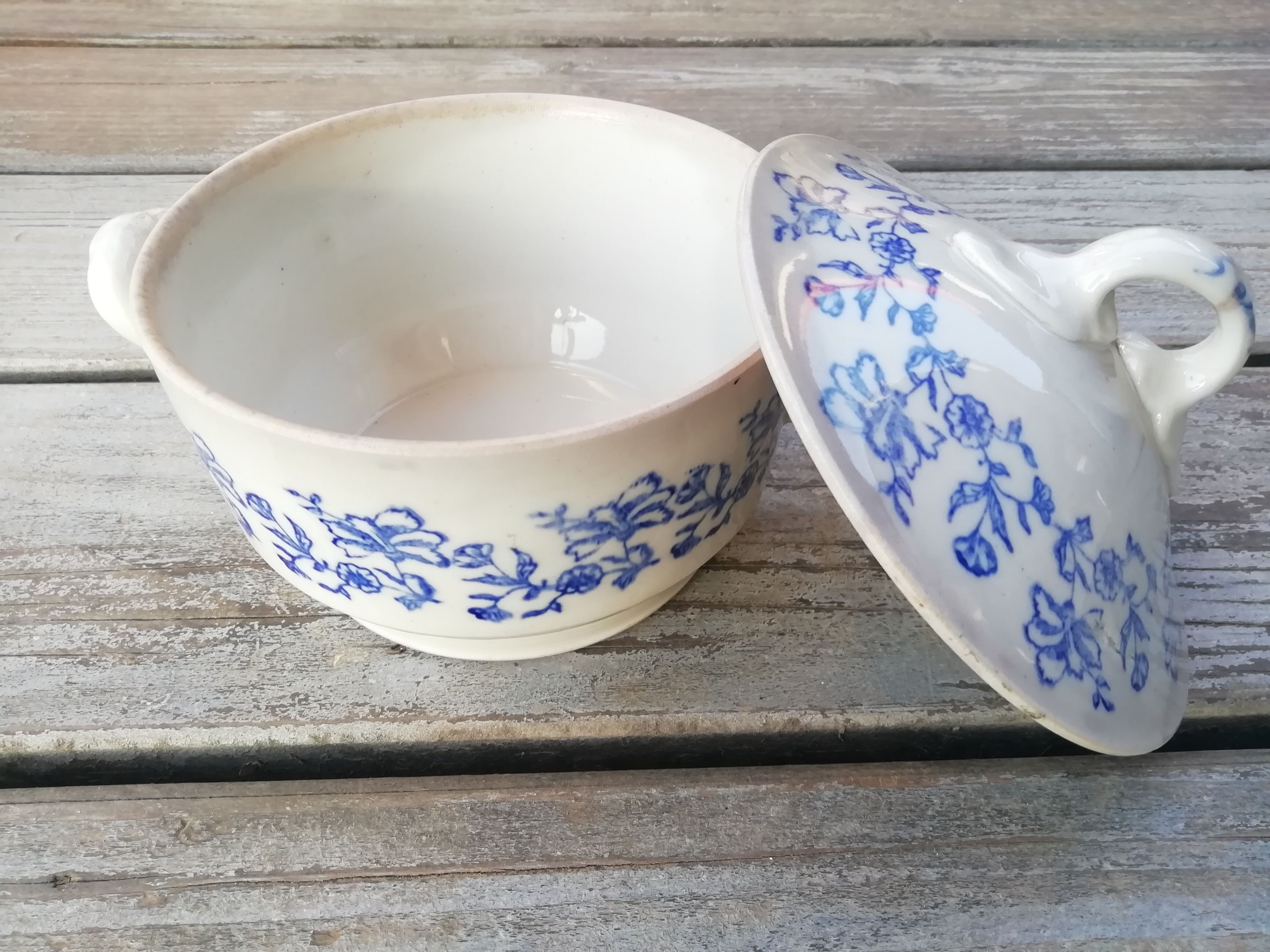 Soupière Terre de fonte St Vallier