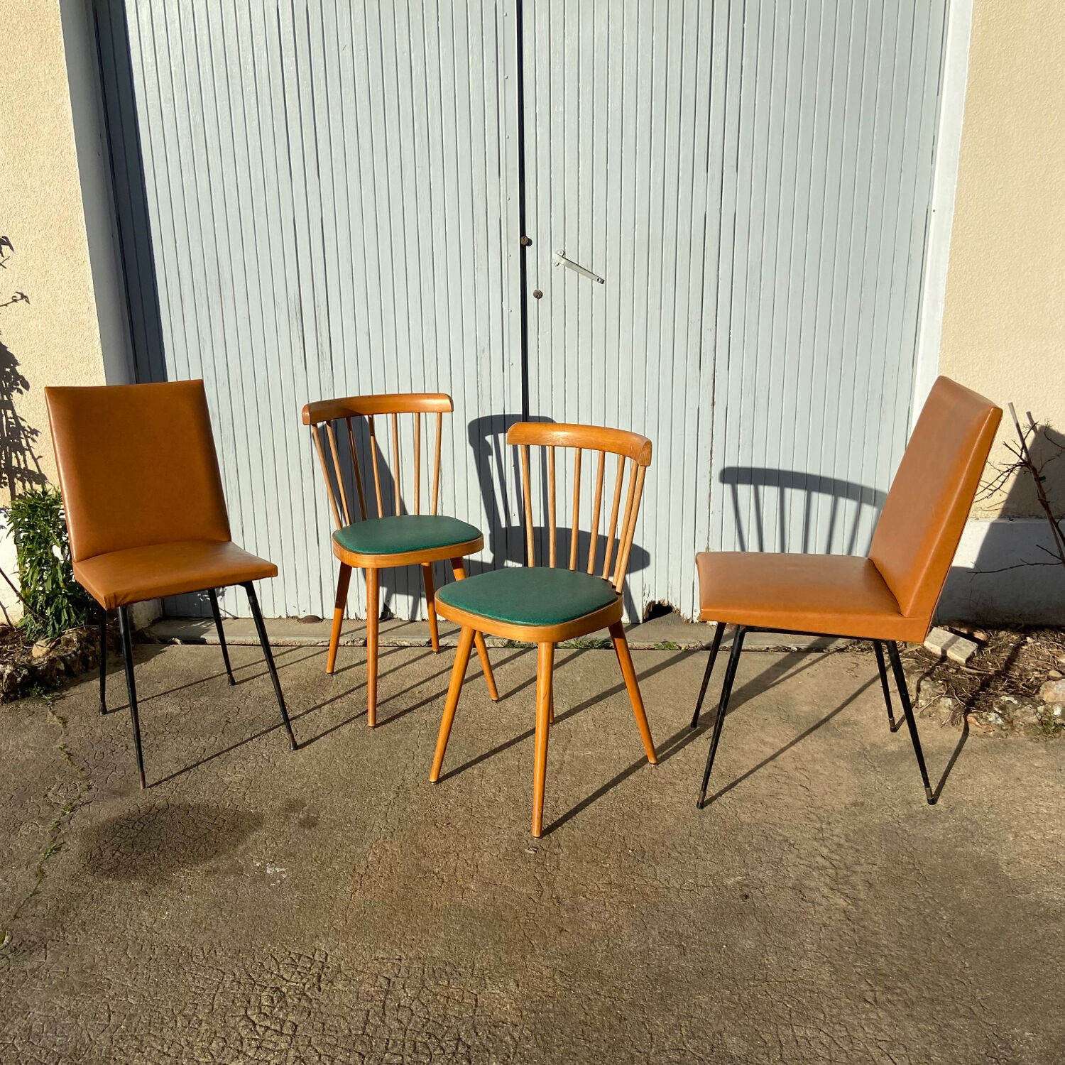 Lot de 4 chaises vintage