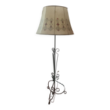 Tripod floor lamp with metal base and skin shade