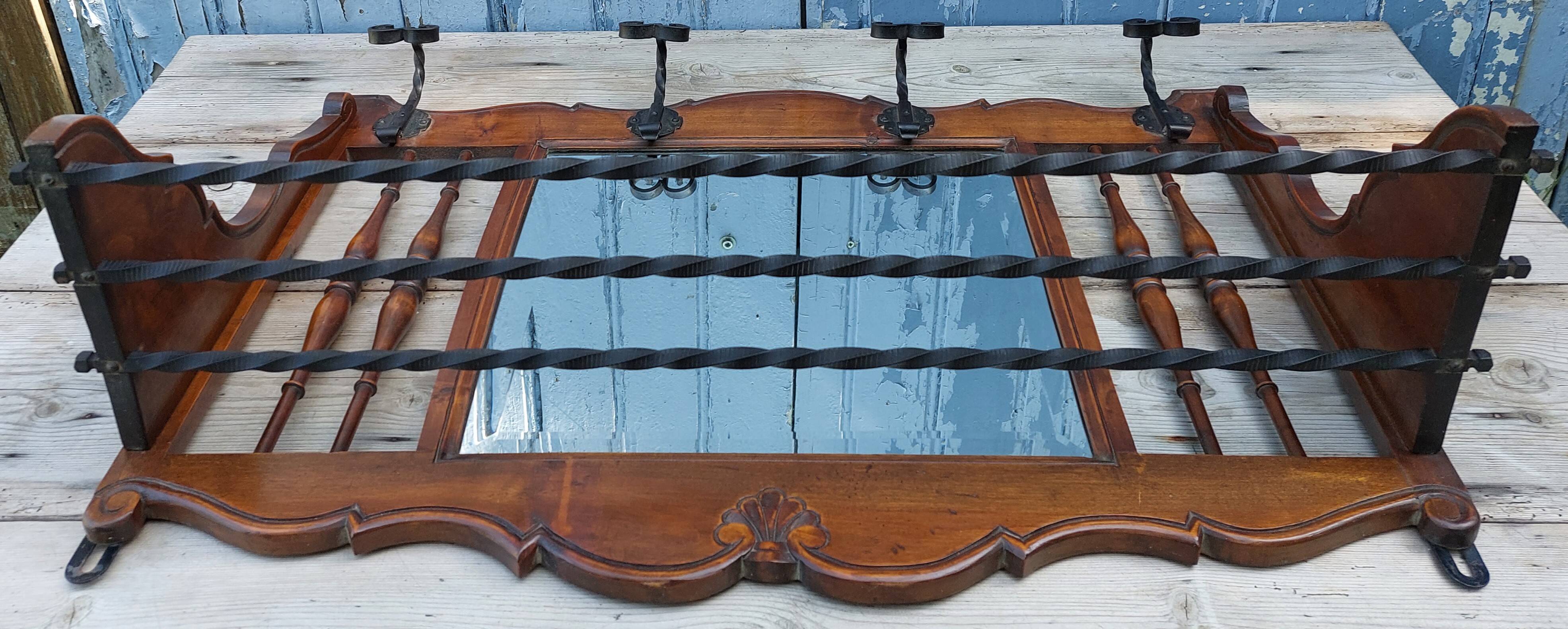 Coat rack with mirror