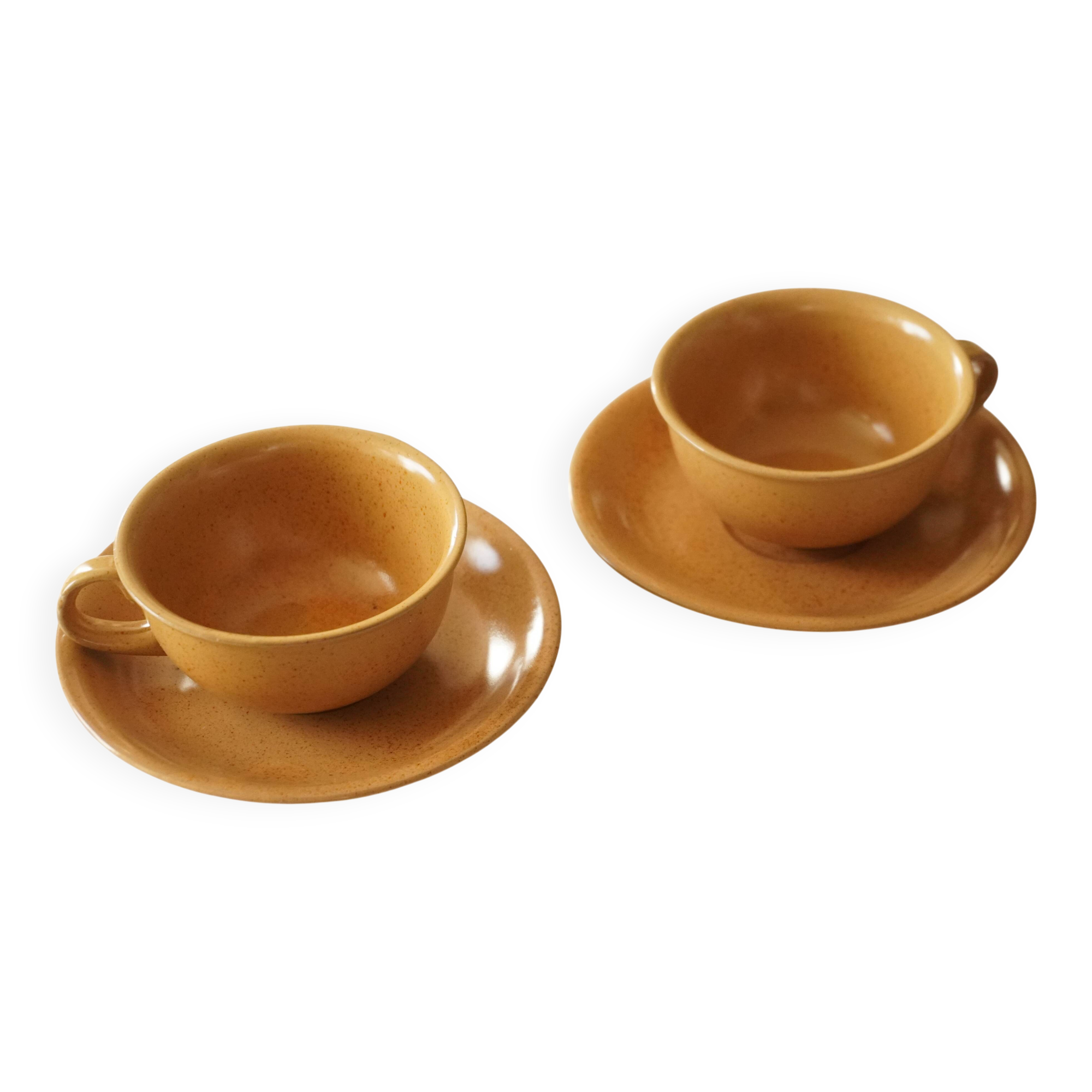 Lot de 2 tasses à thé et soucoupes en grès marron clair