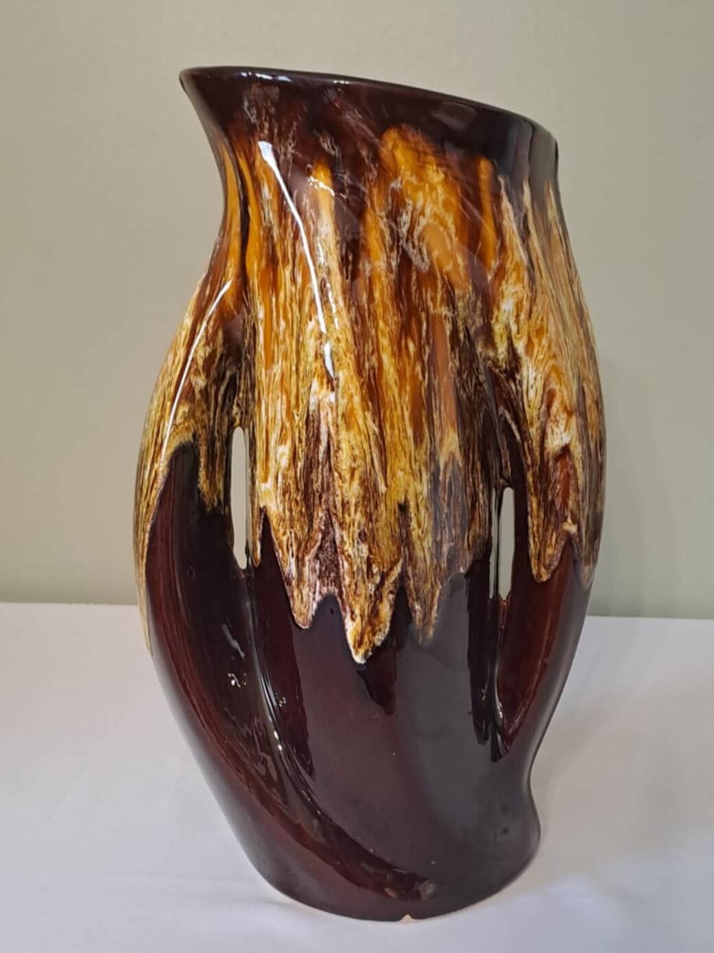 Ceramic vase