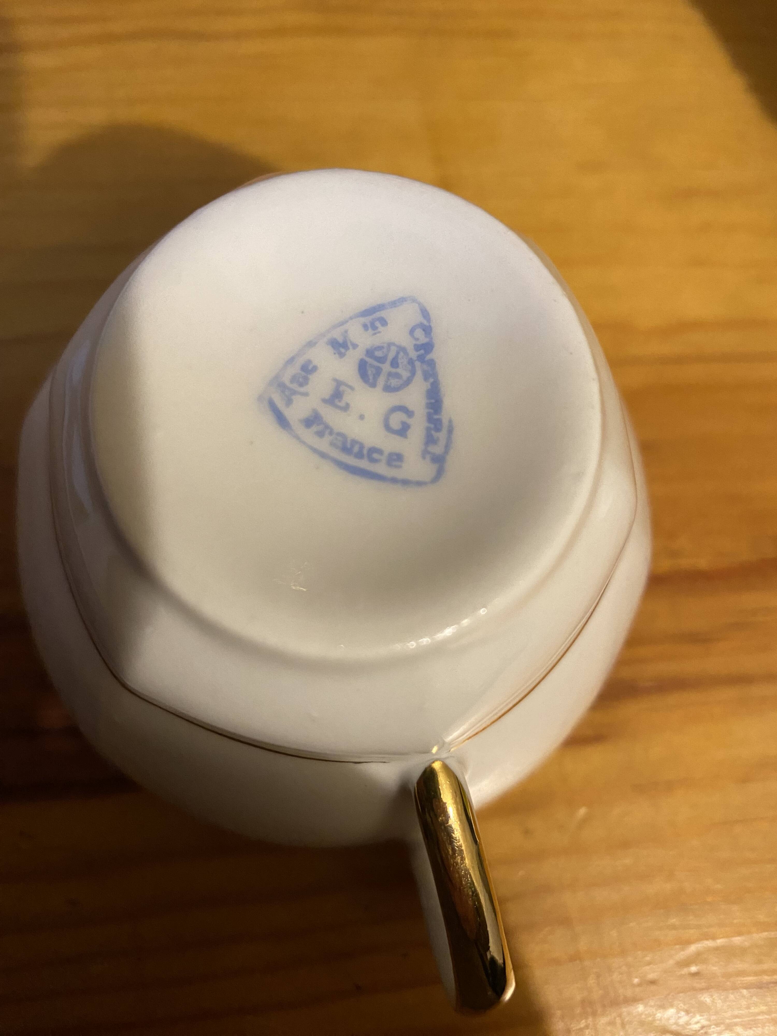 Exceptional Tea/Coffee Service Limoges – E. Galtier – 27 pieces – Fine Gold –