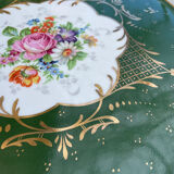 Pie dish with shovel