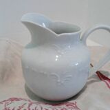 Creamer milk jar in white porcelain