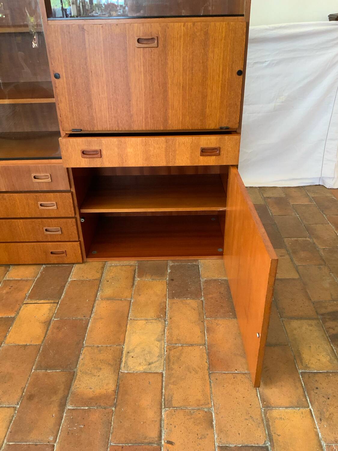 Buffet or multifunctional furniture