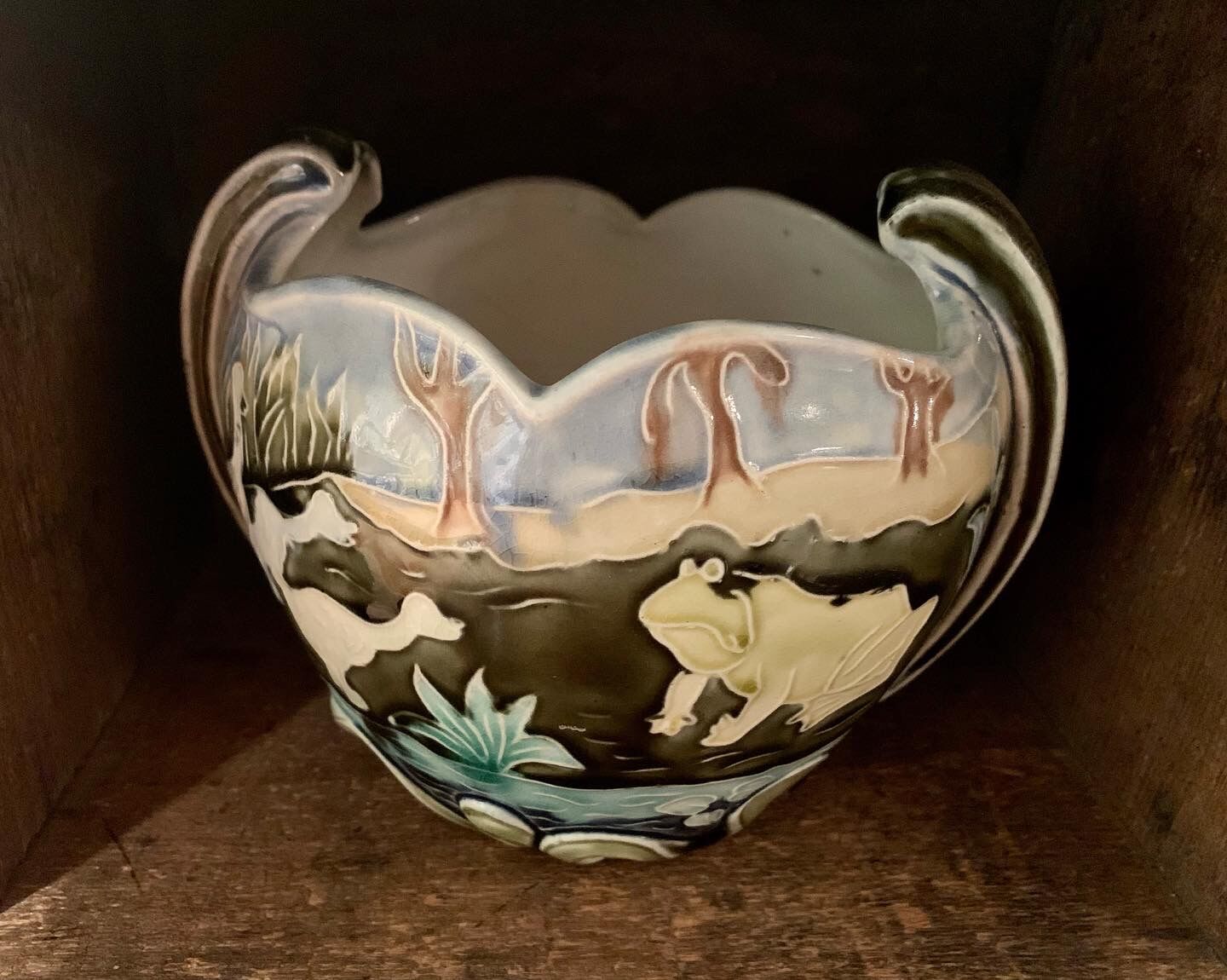 Fives Lille porcelain planter