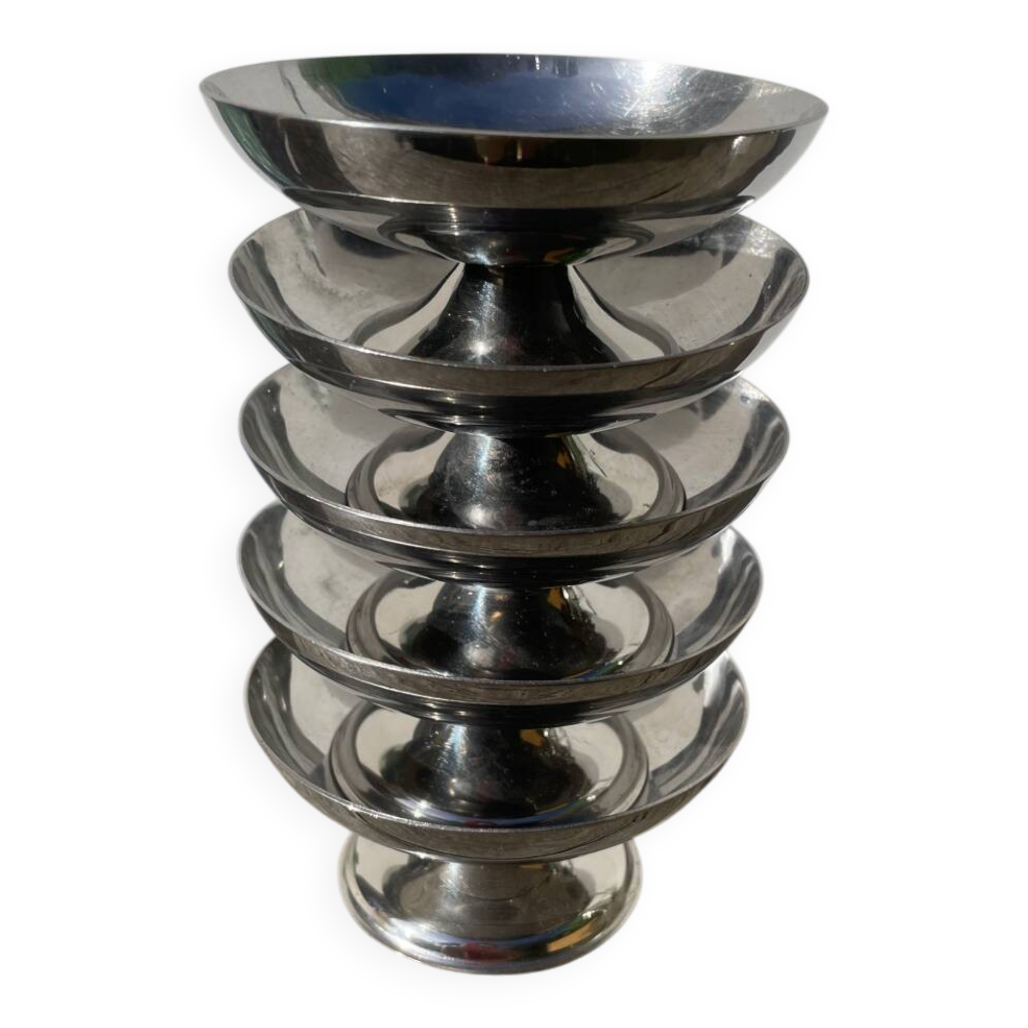 5 stainless steel bowls