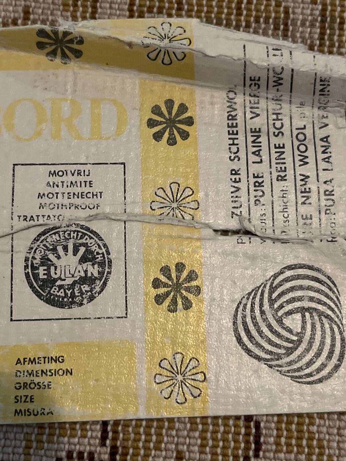 Vintage carpet in pure virgin wool from the 70s, Chambord by Eulan Bayer.