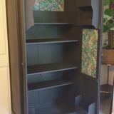 Parisian kitchen cabinet