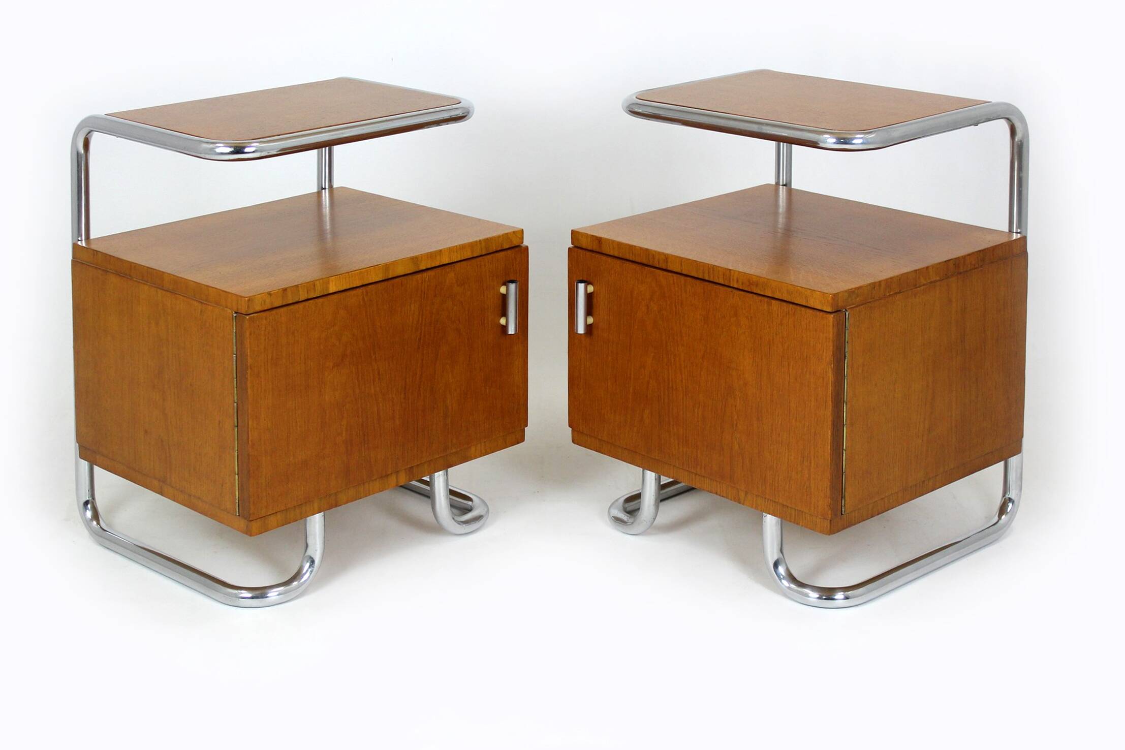 Restored Bauhaus Bedside Tables by Hynek Gottwald, 1930s, Set of 2