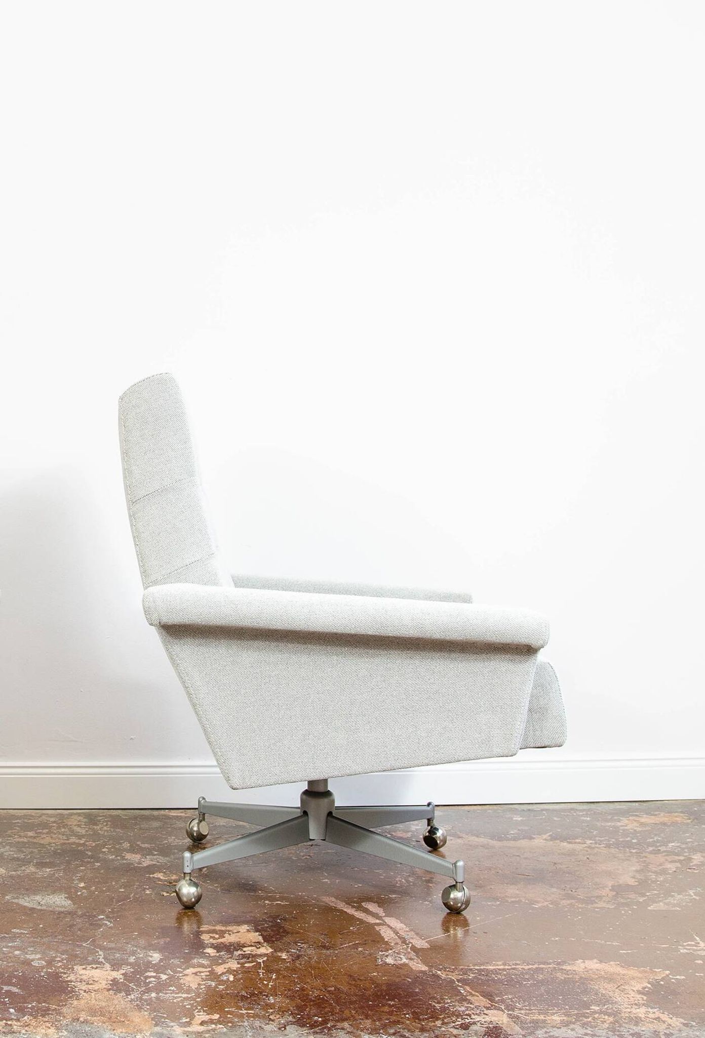 Office Chair From Up Závody On Metal Wheels, Czechoslovakia, 1970