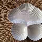 Plat en porcelaine blanche