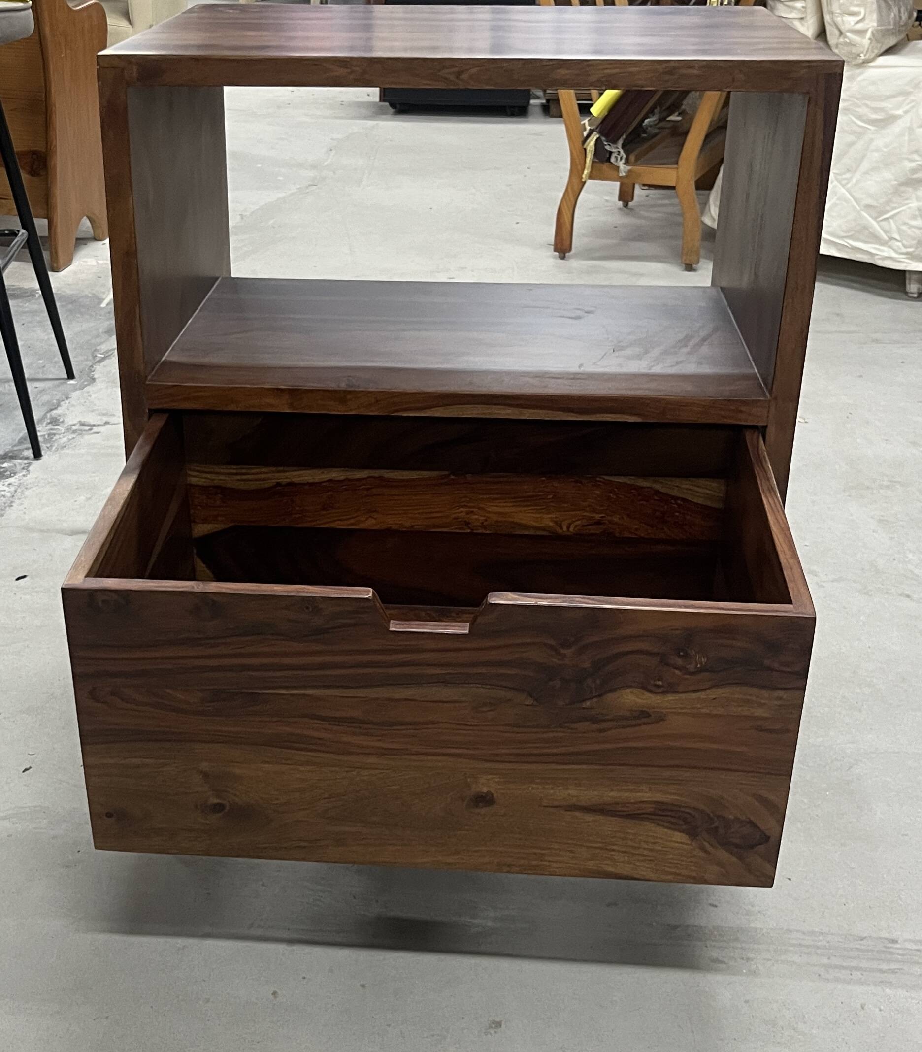 Rosewood vanity unit with one drawer