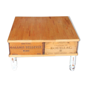 table en caisses de vin