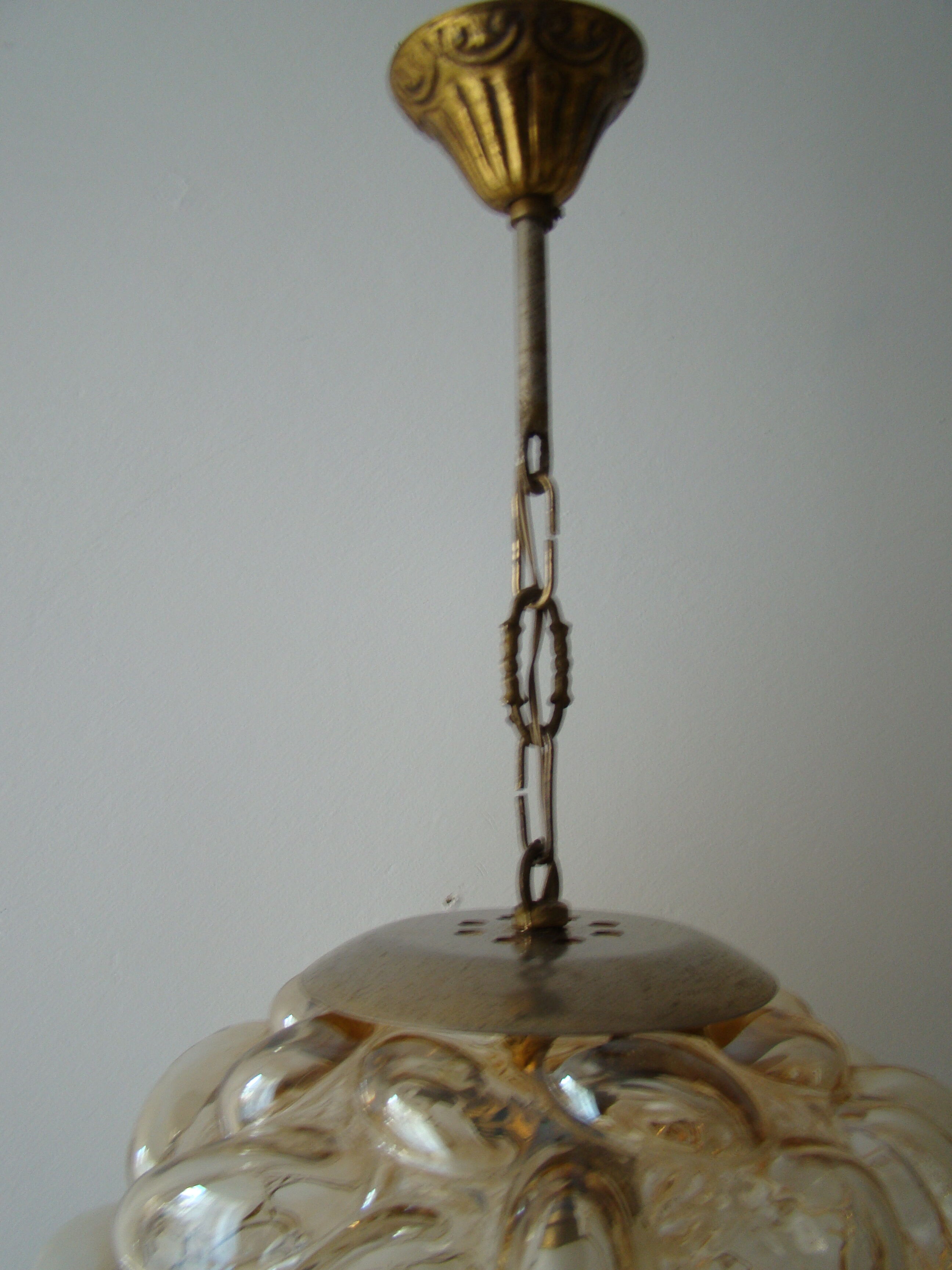 Suspension bubble par Helena Tynell