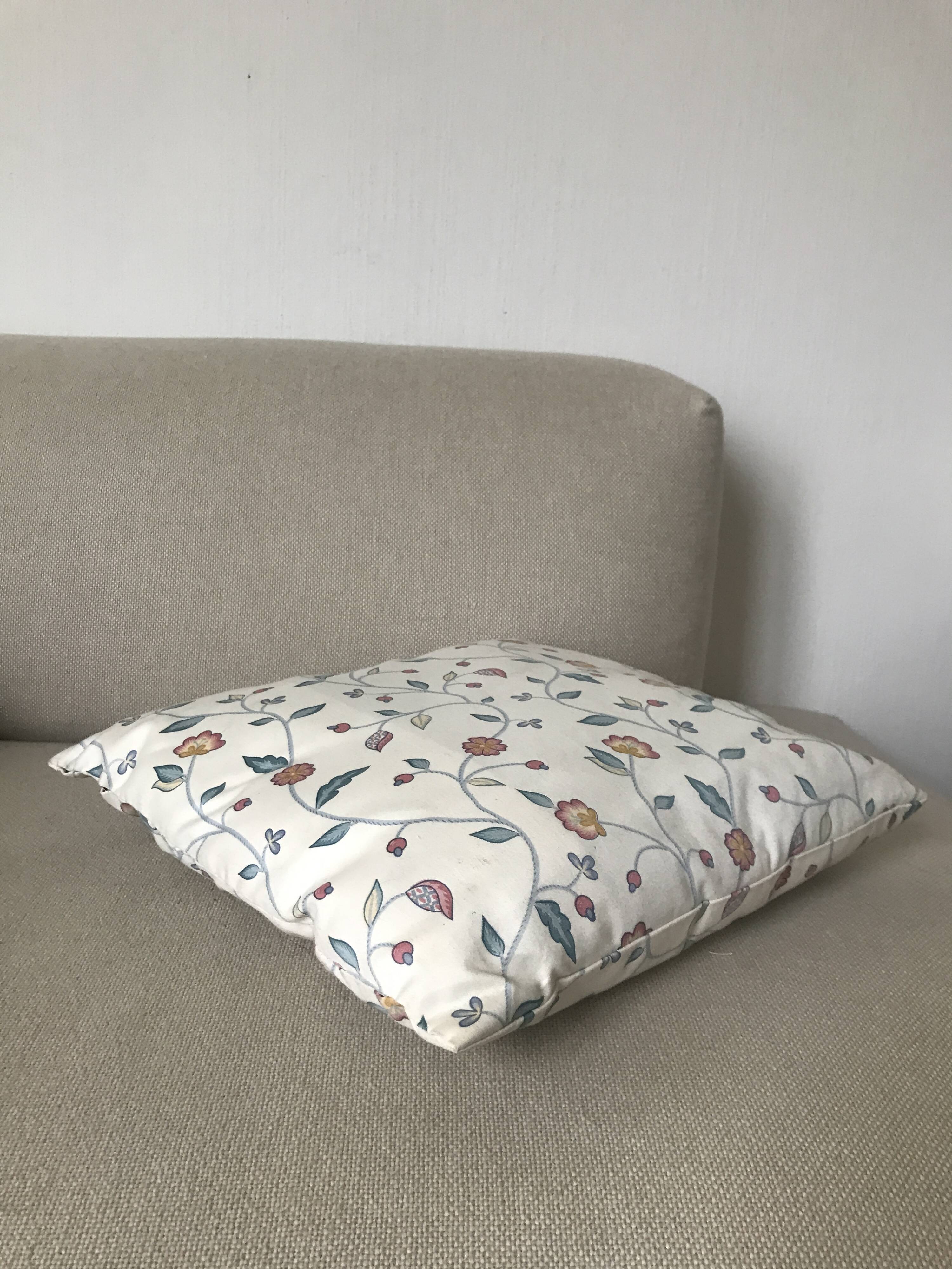 Duo de coussins vintage, tissus anglais