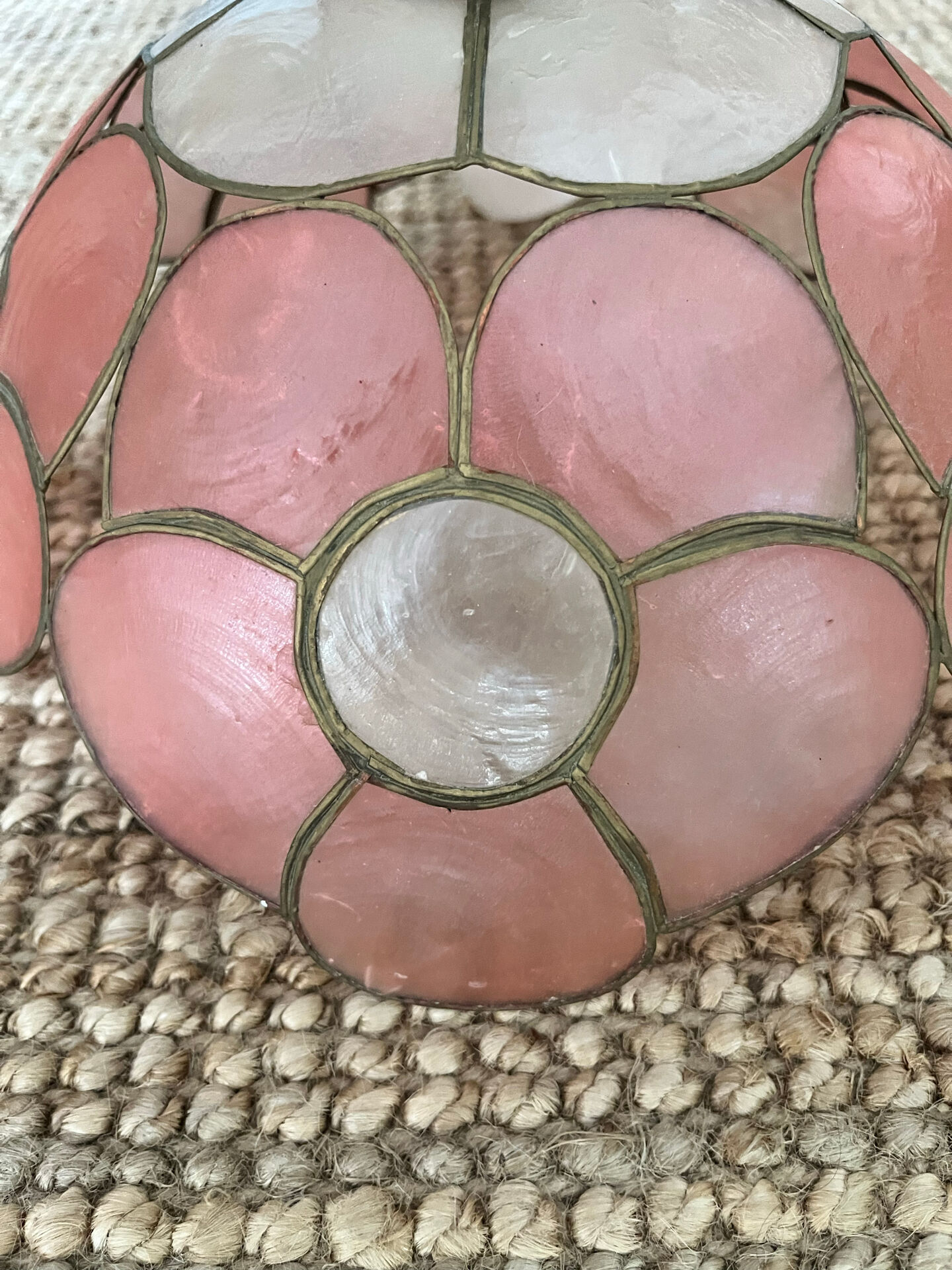 Mother-of-pearl pendant