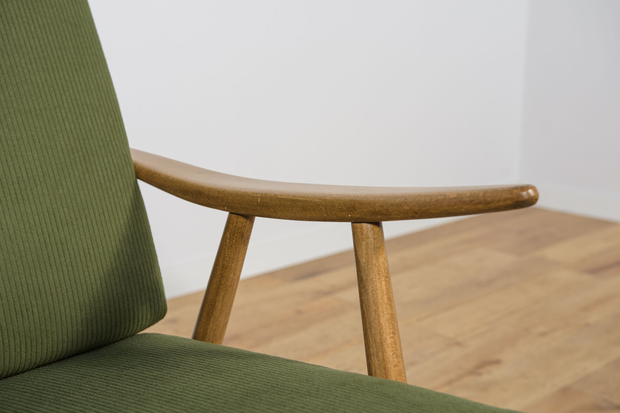 Fauteuil moderne du milieu du siècle de TON, Tchécoslovaquie, années 1960.