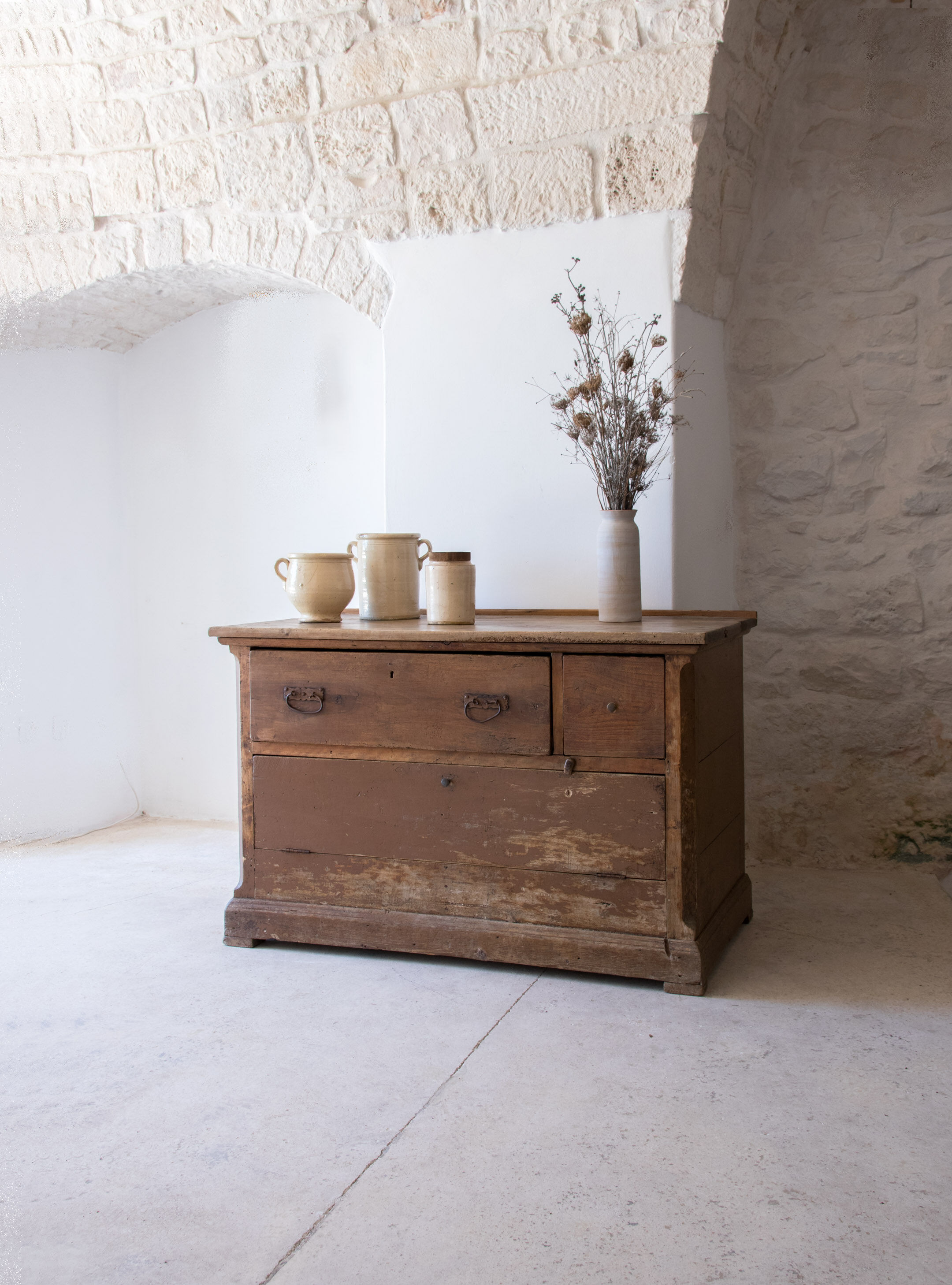 Antique italian kirchen cabinet xix century