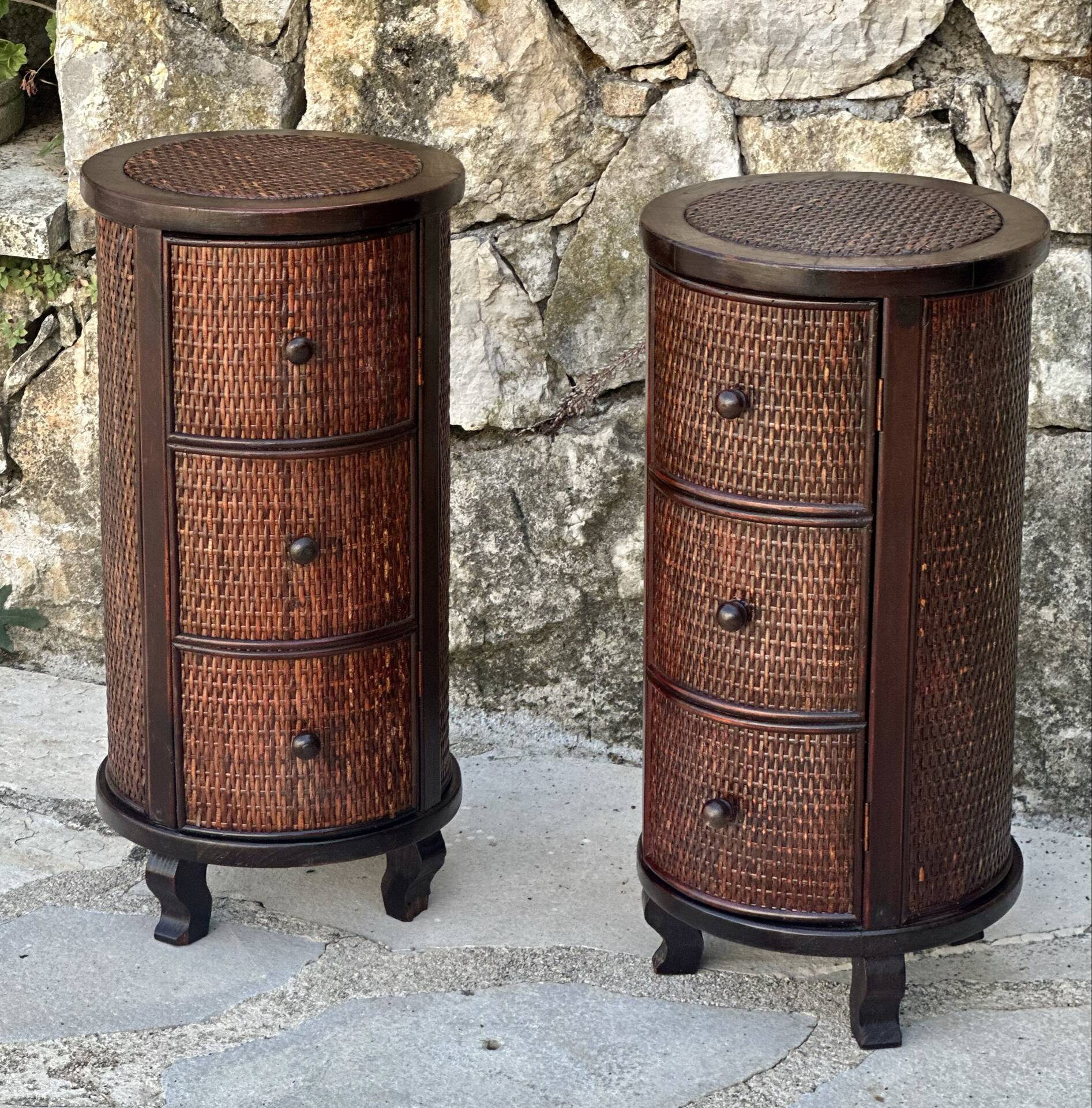 Pair of cylindrical bedside tables or drum bedside tables in exotic wood.