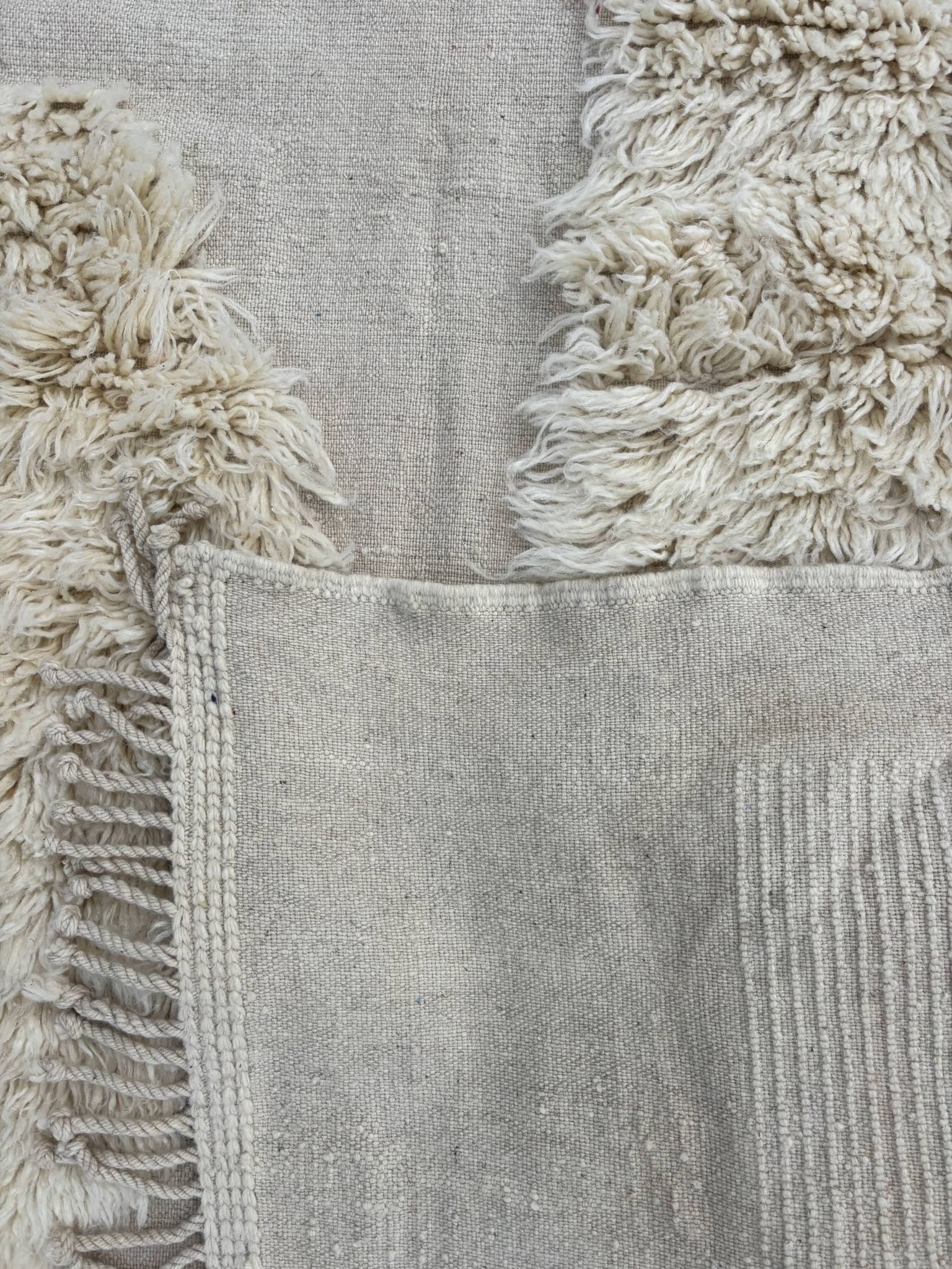 Moroccan Beni Ouarain rug in ecru wool