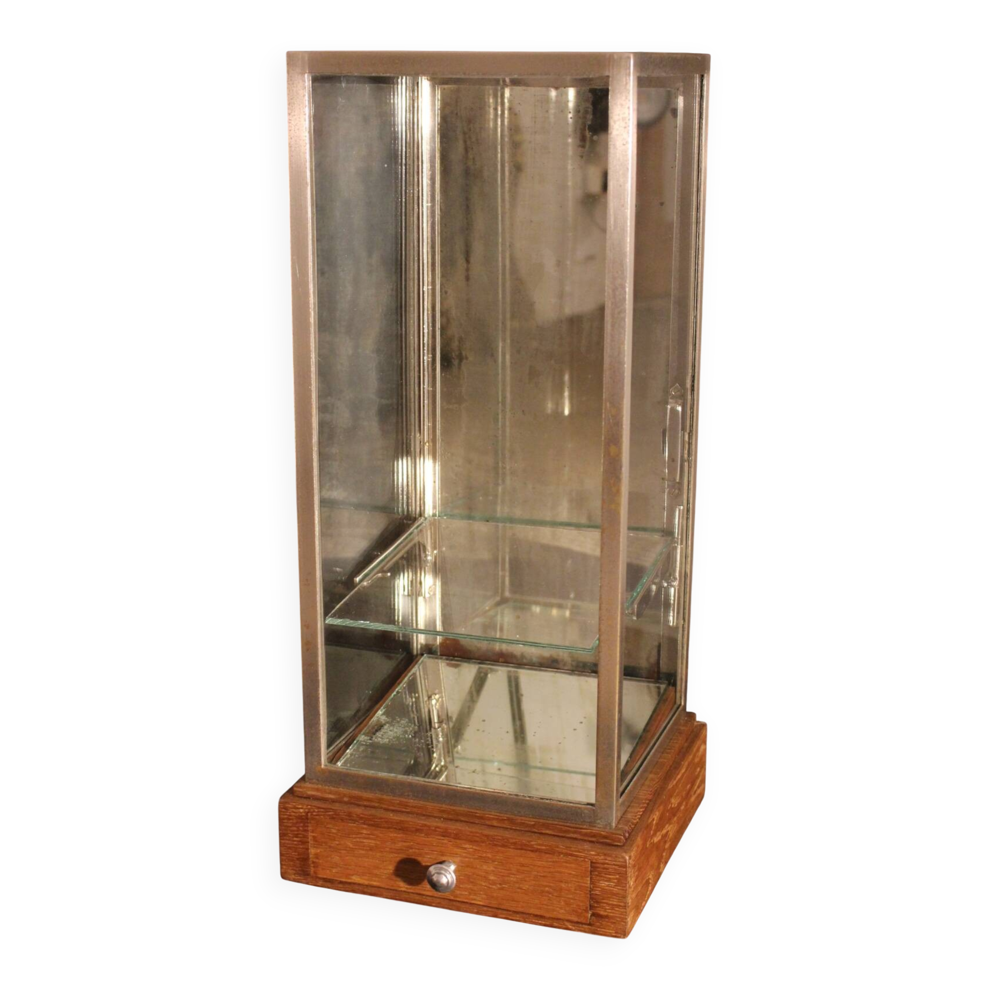 Small jeweller's showcase